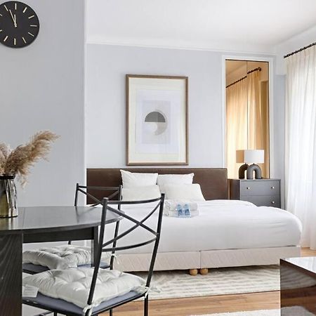Matignon Saint-Honore : Magnifique Appartement 1Br Paris Extérieur photo