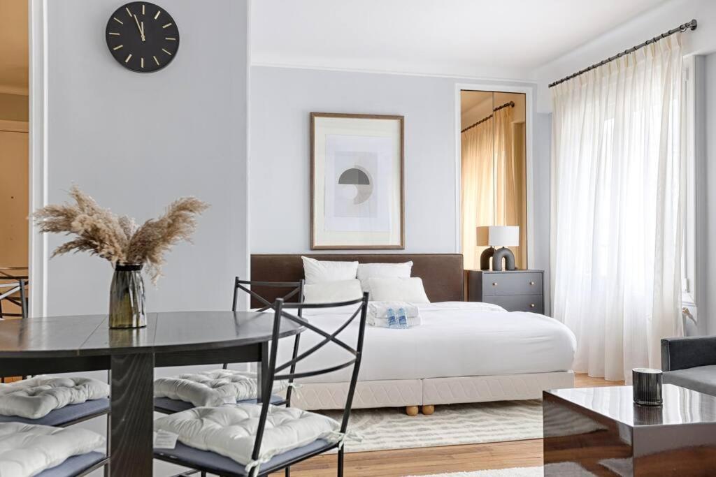Matignon Saint-Honore : Magnifique Appartement 1Br Paris Extérieur photo