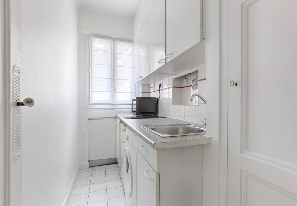 Matignon Saint-Honore : Magnifique Appartement 1Br Paris Extérieur photo